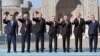 Türki Döwletler Guramasynyň döwlet baştutanlary Samarkantda geçen duşuşykda, 2022-nji ýylyň noýabry.