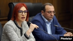 Armenia - Opposition deputy Agnessa Khamoyan speaks during a news conference in Yerevan, November 19, 2021.