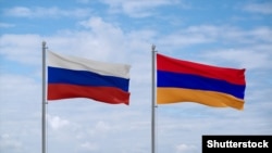 Հայաստանի և Ռուսաստանի դրոշները, արխիվ