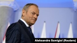 Дональд Туск отметил, что Украина должна будет оправдать ожидания Польши с точки зрения «не столько уважения к истории, сколько обустройства наших отношений на основе правды об этой истории»