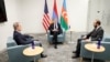 Слева направо: министр иностранных дел Азербайджана Джейхун Байрамов, госсекретарь США Энтони Блинкен и министр иностранных дел Армении Арарат Мирзоян, Арлингтон, 4 мая 2023 г.