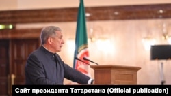 Рөстәм Миңнеханов