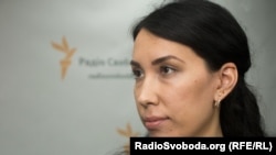 Наталья Садықова Азаттықтың Киевтегі редакциясында. 2016 жылғы сурет.