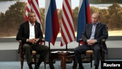 Барак Обама и Владимир Путин на встрече "Большой восьмерки". Июнь, 2013г.