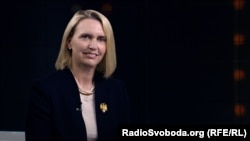 АКШнын Украинадагы элчиси Бриджет Бринк.