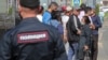 За год число выдворенных из России иностранцев выросло почти вдвое