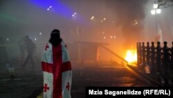 Акция протеста на тбилисском проспекте Руставели, 4 декабря 2024 г.