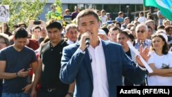 Фаил Алчынов митингта чыгыш ясый