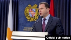 Հայաստանի պաշտպանության նախարար Դավիթ Տոնոյան, արխիվ
