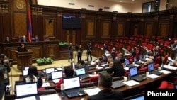 Armenia - The National Assembly debates controversial amendments to the Electoral Code, Yerevan, 10Nov2015.
