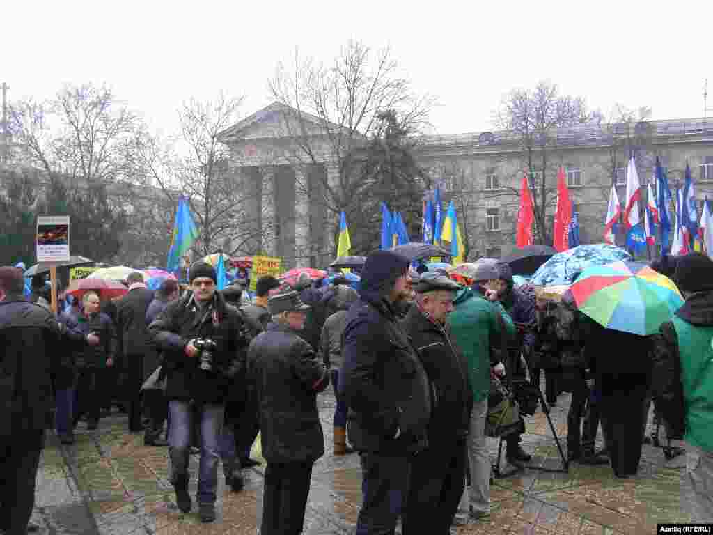 Акмәчәттә "Русское единство" фиркасе оештырган митинг