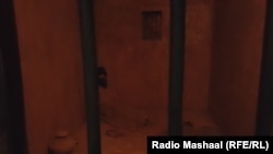 د پېښور زندان دننه د بندیانو کوټه