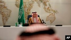 وزیر مشاور در امور خارجی عربستان میگوید نتیجه تحقیقات درباره عامل حمله به تاسیسات نفتی بزودی مشخص خواهد شد.