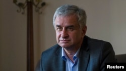 Абхазский президент провел тайную инспекцию на Рице, в Новом Афоне и на границе по реке Псоу