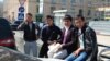 Москва: айылына кол сунган жамааттар