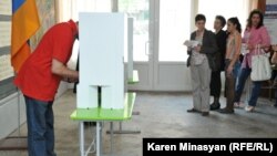 Ընտրություններ Հայաստանում, արխիվային լուսանկար