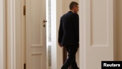 Президент Германии Кристиан Вульф объявил о своей отставке. 17 февраля 2012 г
