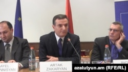 ԱԺ արտաքին հարաբերությունների մշտական հանձնաժողովի նախագահ Արտակ Զաքարյան, 25-ը փետրվարի, 2015թ.