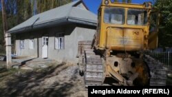 Разгромленный офис компании Z-Explorer в селе Майдан, 18 октября 