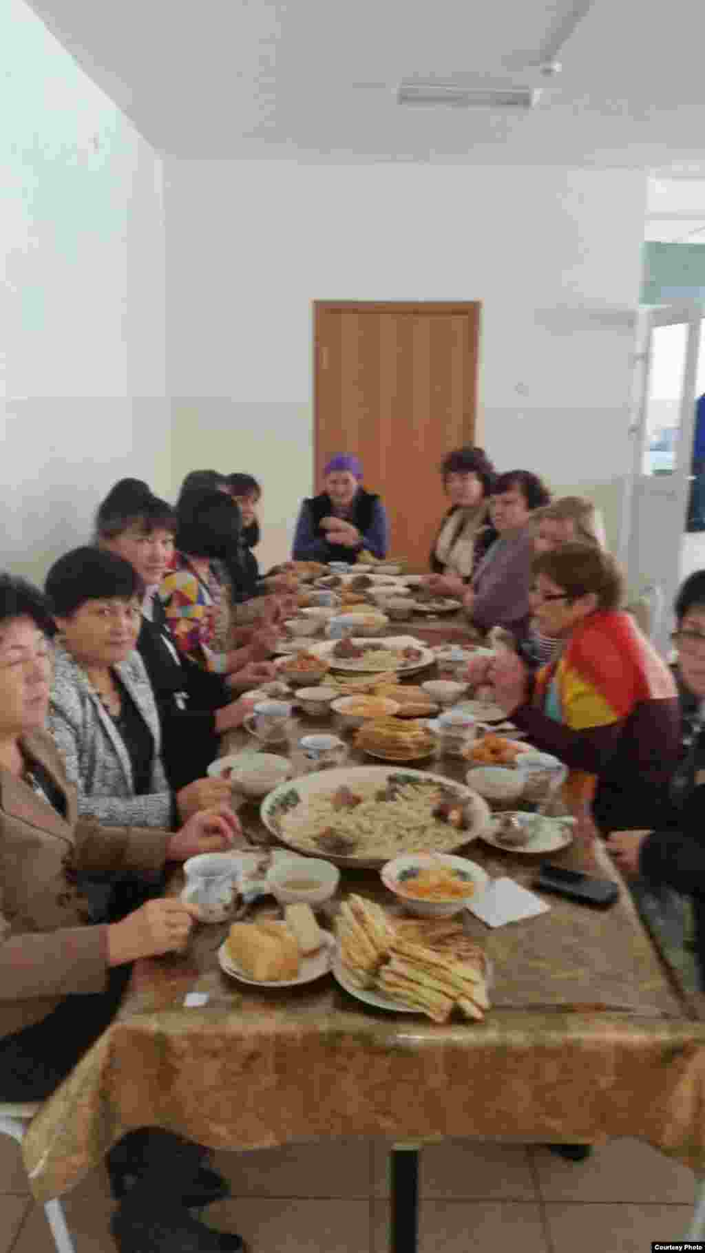 Нохчийн кхача безаш тIеоьцу казахаша а