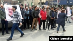 اعتراض دراویش گنابادی در برابر پاسگاه پلیس پس از بازداشت نعمت ریاحی