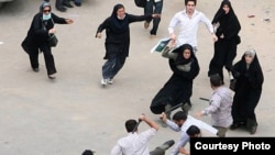 قطعنامه کمیته سوم سازمان ملل متحد اقدامات حکومت ايران در واکنش به تظاهرات معتر ضان به نتيجه انتخابات رياست جمهوری ۲۲ خرداد ماه سال ۱۳۸۸را محکوم کرده است 