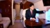 Президент Туркменистана Гурбангулы Бердымухамедов на борту вертолета "Ми-17" (архивное фото) 