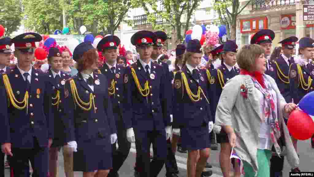 Полиция сыйныфларында укучылар