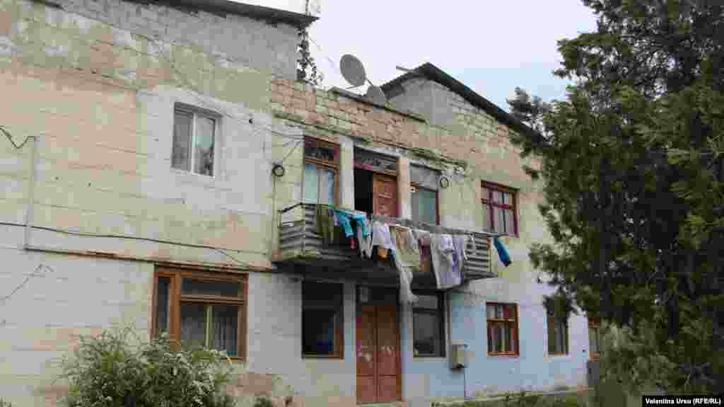 MD - People and houses in Telenesti city, 5 may 2019
