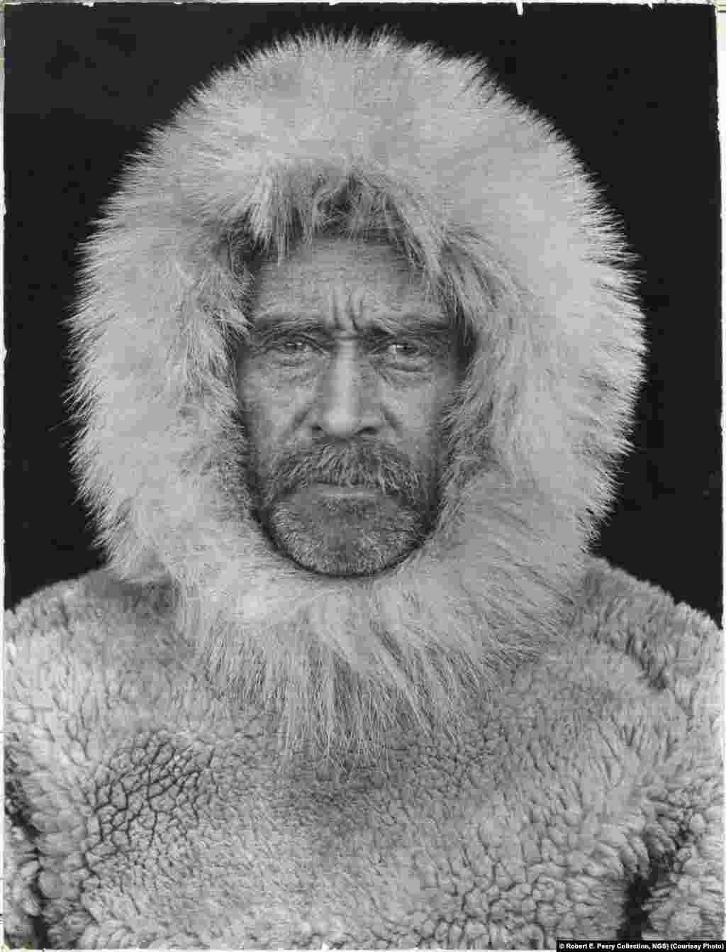 Экспедиция Роберта Пири, финансируемая National Geographic, в 1909 пыталась покорить Северный полюс. Достигла ли экспедиция Пири Северного полюса или нет, она подошла к целе гораздо ближе остальных.