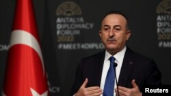 Министр иностранных дел Турции Мевлют Чавушоглу 