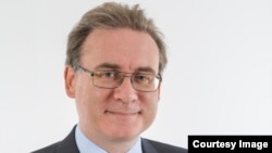 Nicholas Whyte.