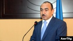 Заведующий отделом общественно-политическим Администрации президента Азербайджана Али Гасанов. 31 мая 2012