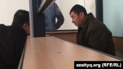 Подозреваемый водитель сгоревшего автобуса Нуржан Кыргызбаев во время суда. 26 января 2018 года.