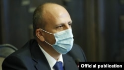 ՍԴ դատավորի թեկնածու Վահրամ Ավետիսյանը Կառավարության նիստի ժամանակ, Երևան, 23-ը հուլիսի, 2020թ.