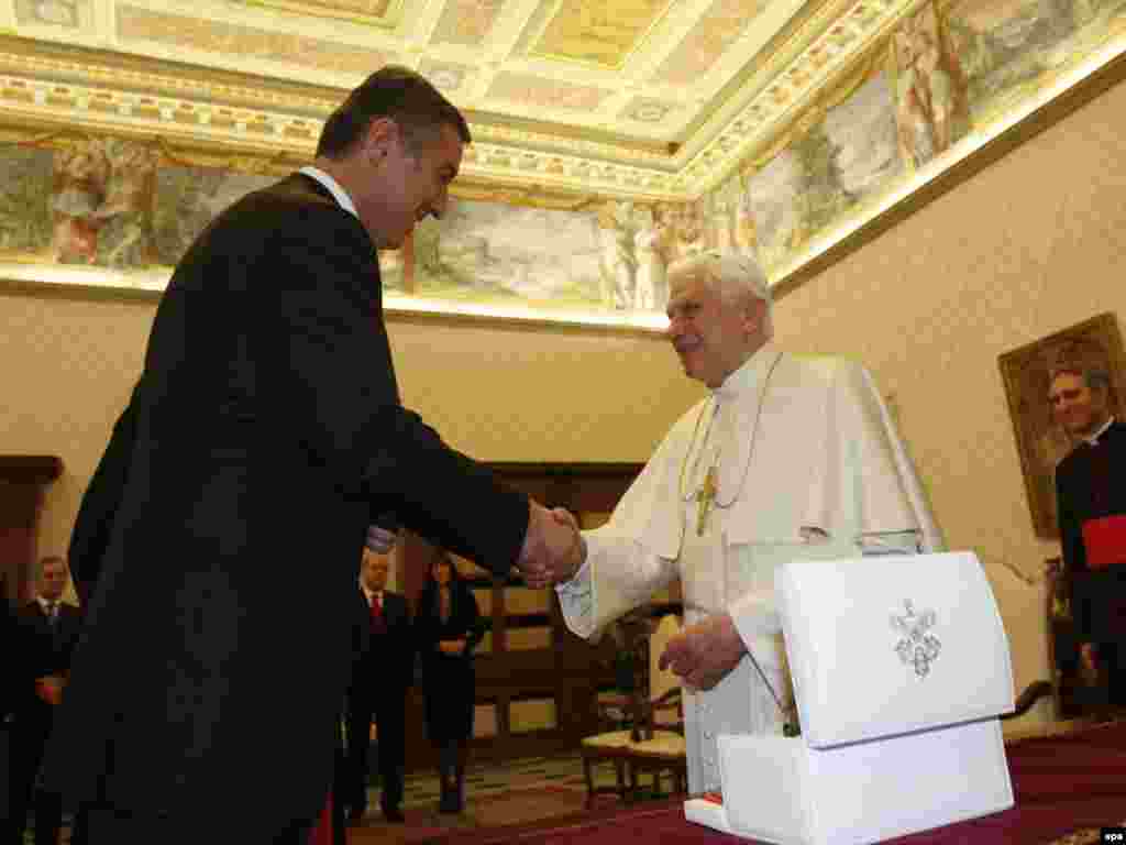 Susret sa Papom Benedictom XVI. u Vaticanu, 14.12.2010.