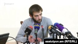 Armenia - Student leader Davit Petrosian gives a press conference in Yerevan, 23Nov2017