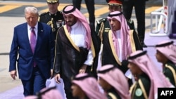 ABŞ-nyň prezidenti Donald Tramp we Saud Arabystanynyň mirasdüşer şazadasy Mohammed bin Salman 