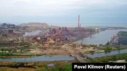 Combinatul siderurgic Azovstal văzut din dronă, în timpul conflictului dintre Ucraina și Rusia, Mariupol, 5 mai 2022.