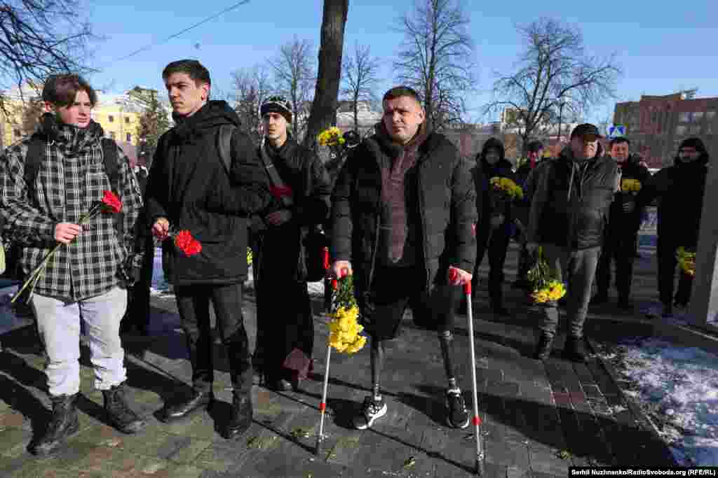 Участники мемориальной акции в 11-ю годовщину столкновений на Майдане Независимости в Киеве ("День героев Небесной сотни"). 20 февраля 2025 года.