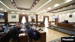 Երևանի ավագանու նիստ, արխիվ