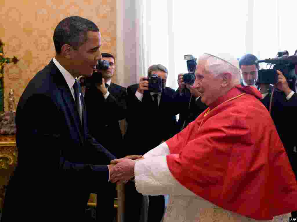2009 год, папа прымае прэзыдэнта ЗША Барака Абаму. 