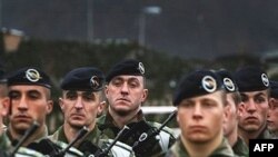 Pripadnici KFOR-a u severnom delu Kosova, 29. novembar 2007. godine.