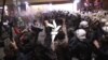 Полицијата со солзавец го растури протестот на жените во Истанбул