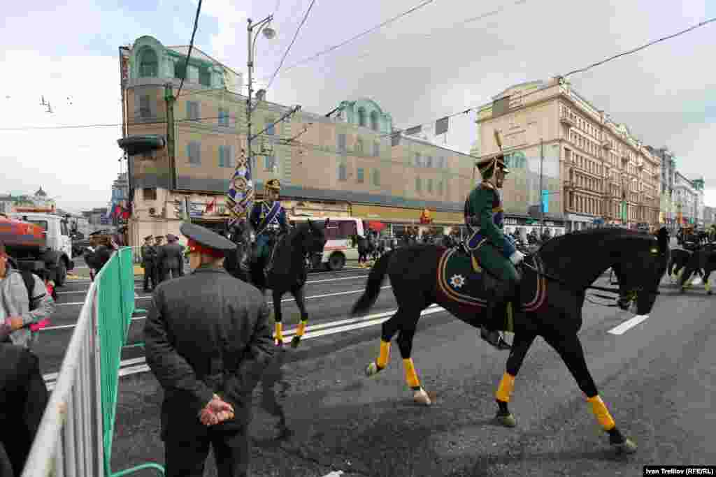Праздник Москвы в "день тишины". Участники "Спасской башни"