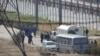 "Что вы тут своей кровью пачкаете"