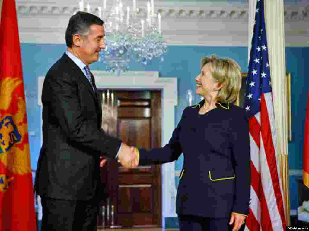 Milo Đukanović i Hillary Clinton, Washington, 21.01.2010.