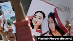 Айзаданын өлүмүнөн кийинки нааразылык митинги. Бишкек шаары. 8-апрель, 2021-жыл.