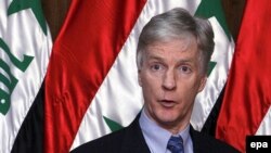 رايان کراکر، سفير آمريکا در بغداد هشدار داد خروج نيروهای نظامی اين کشور از عراق می تواند به گسترش نفوذ ايران بيانجامد.