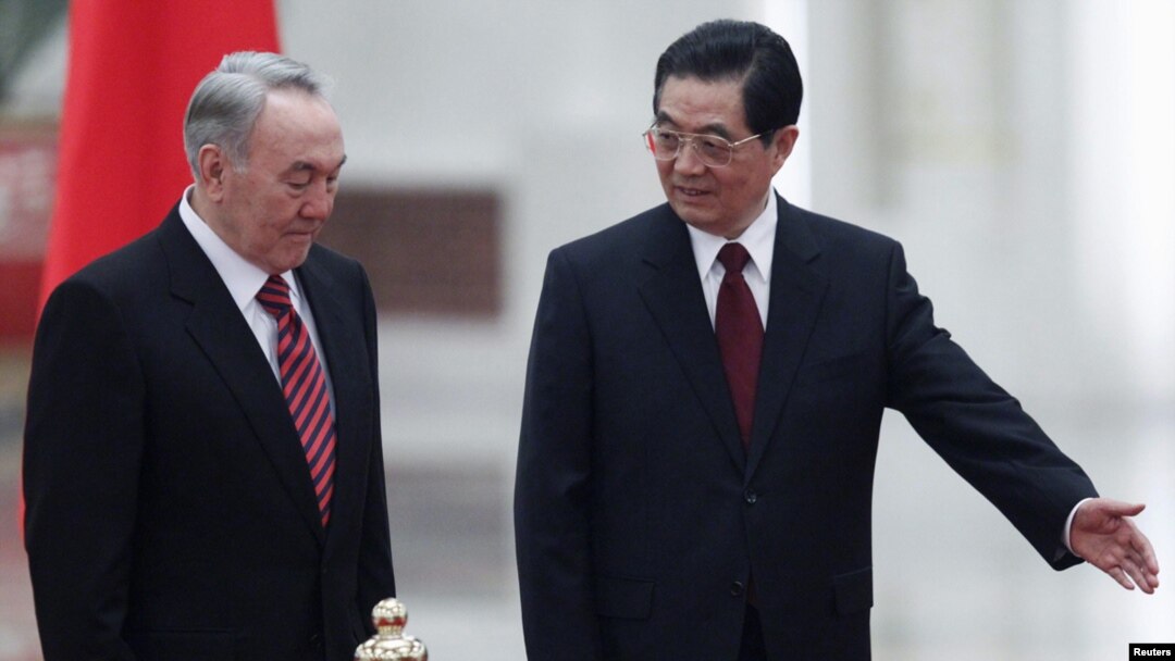 Kazakh President Nursultan Nazarbaev (left) visited his Chinese counterpart Hu Jintao in Beijing in February.